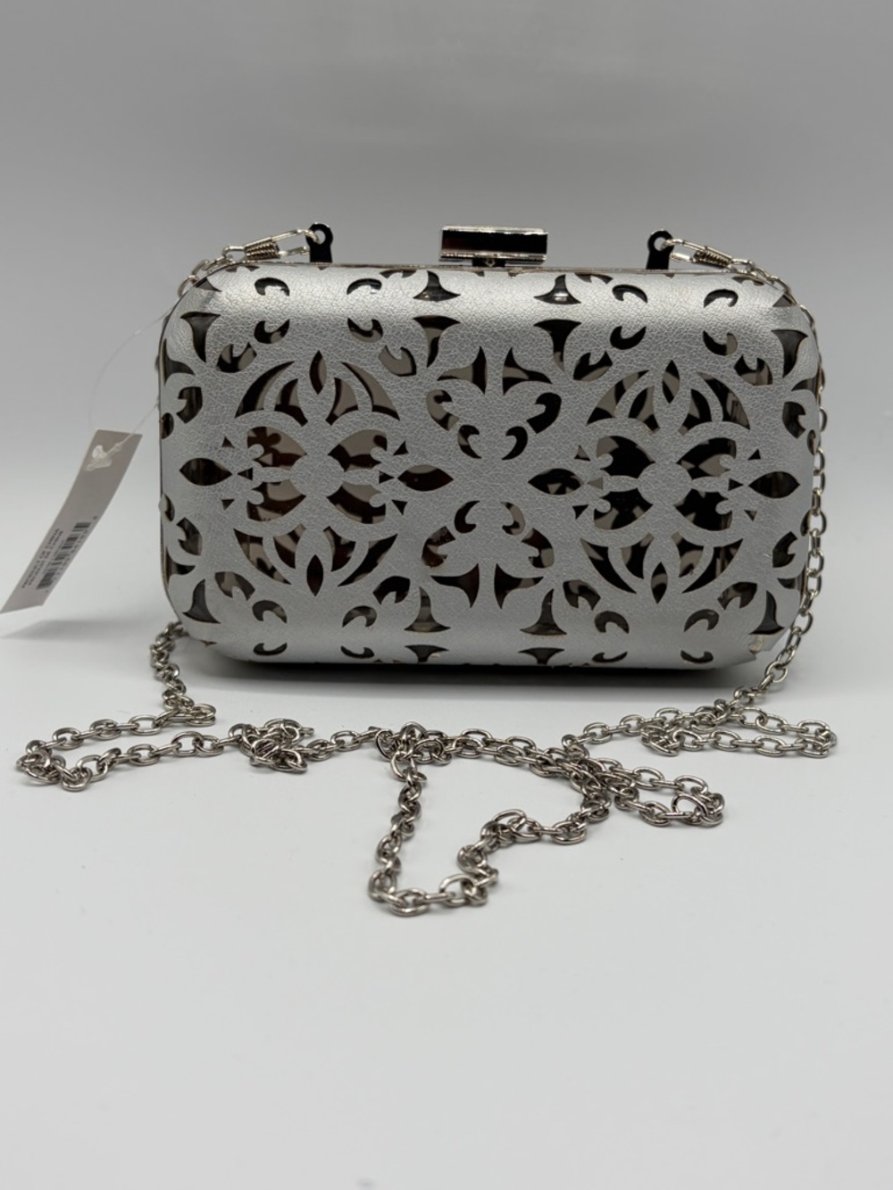 🔥🆕🔥 Silver Laser Cut Lattice Minaudiere Box Clutch Crossbody Bag